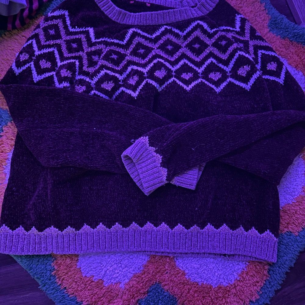 Abercrombie & Fitch Purple Geometric Sweater